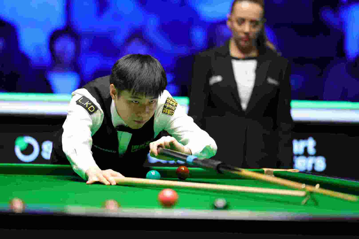 赵心童赢了，禁赛两年后连拿三冠，斯诺克圈有点乱了|特鲁姆普|希金斯|冠军|世锦赛|数据_新浪体育_新浪新闻